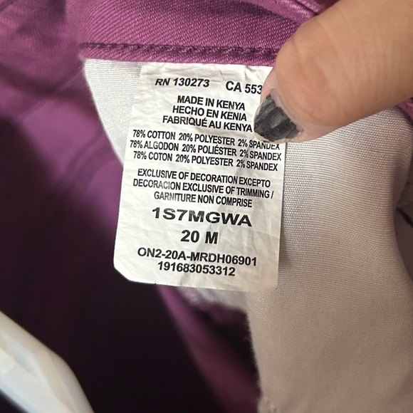 Lee riders mid rise Bermuda Purple Shorts - Picture 6 of 6